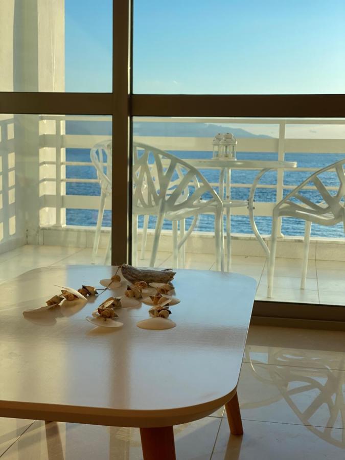 White Sea View Residence 2 Sarandë Buitenkant foto