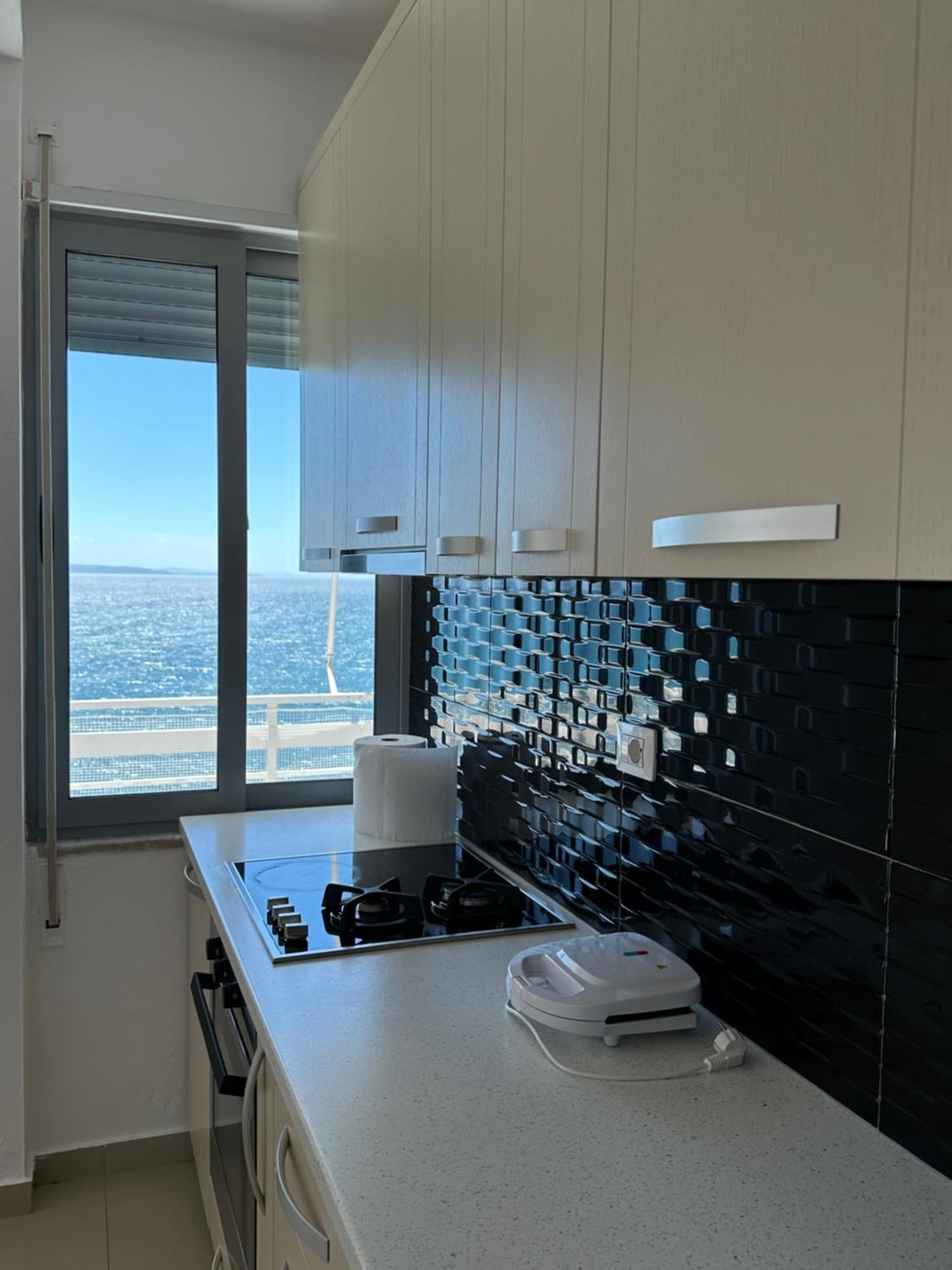 White Sea View Residence 2 Sarandë Buitenkant foto