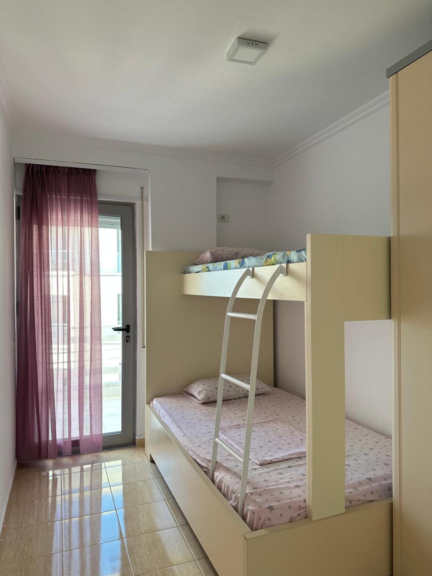 White Sea View Residence 2 Sarandë Buitenkant foto